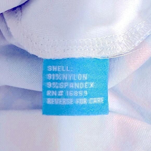 J. McLaughlin Geometric Print V neck Tunic Top - Picture 4 of 6